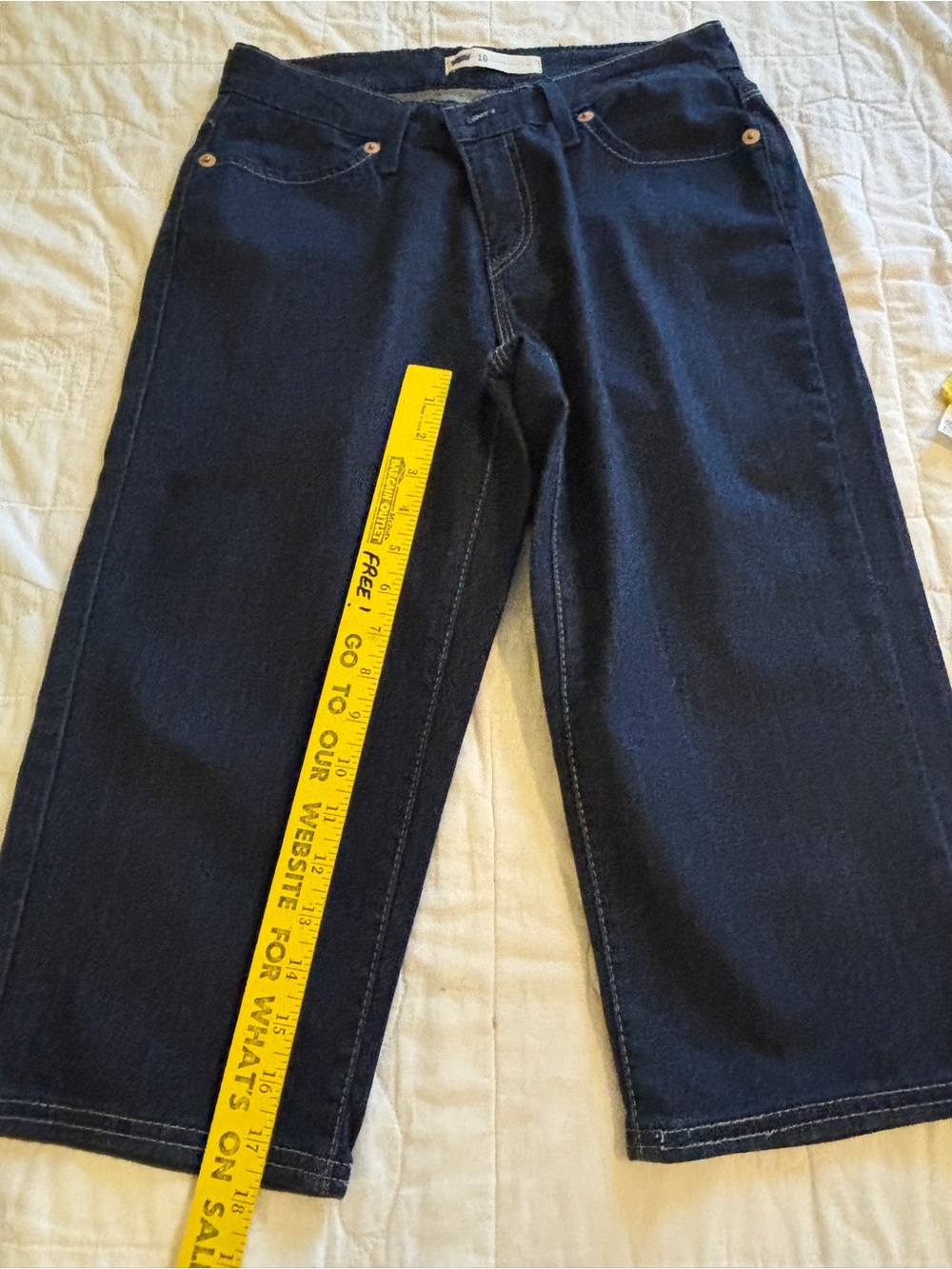 Levi's Women's Dark Blue Wide Leg Capri Jeans